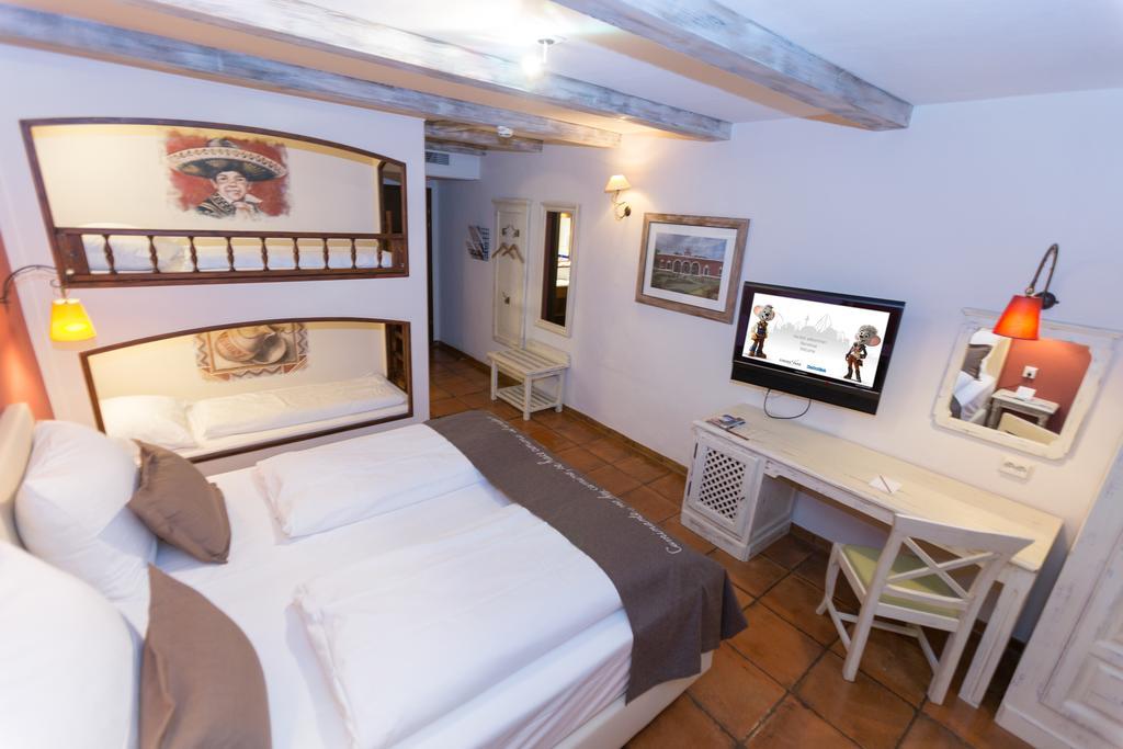 4-Sterne Erlebnishotel El Andaluz, Europa-Park Freizeitpark & Erlebnis-Resort Rust Eksteriør billede