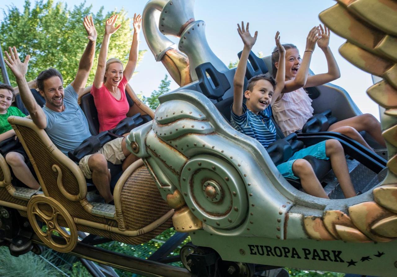 4-Sterne Erlebnishotel El Andaluz, Europa-Park Freizeitpark & Erlebnis-Resort Rust Eksteriør billede